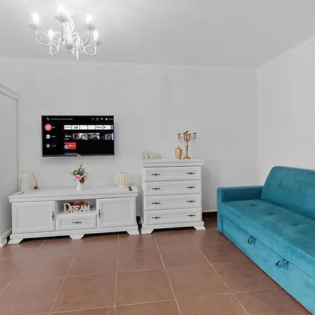 Piperaki Vitan Appartement Boekarest