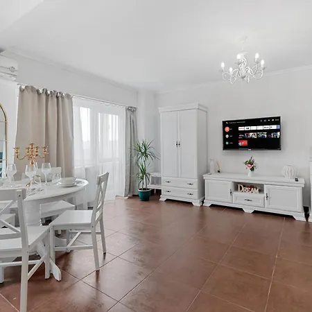 Piperaki Vitan * Bükreş